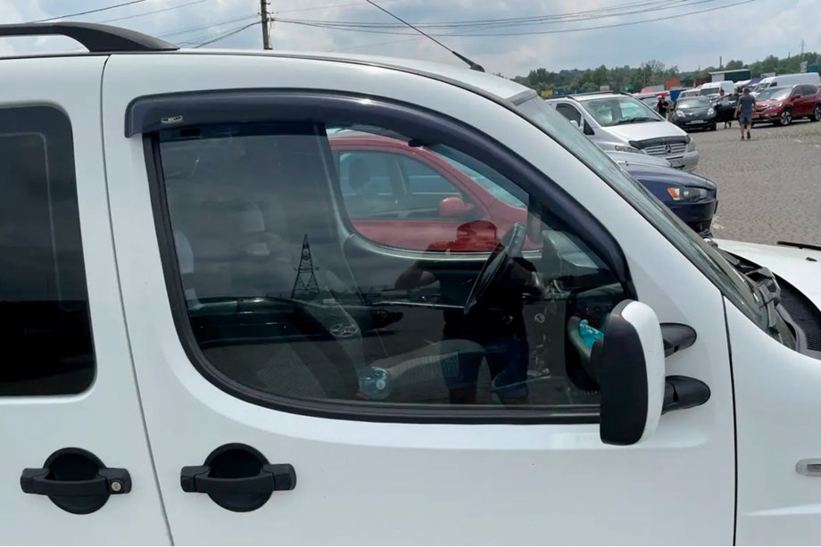 Fiat Doblo I 2005–2010 Raamwindschermen (2 st., HIC) Image