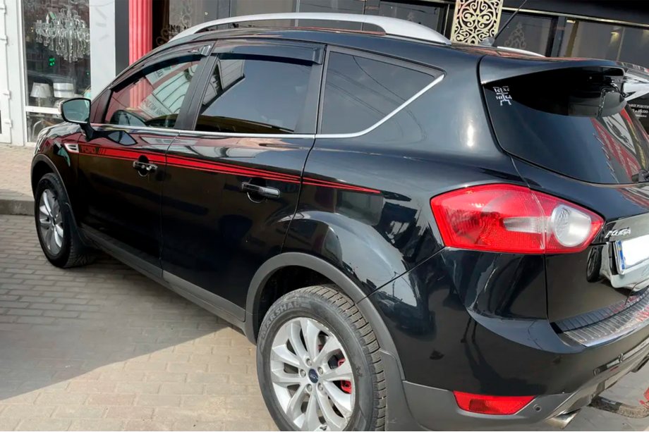 Ford Kuga 2008–2013 Raamdeflectoren (4 stuks, HIC) Foto 3