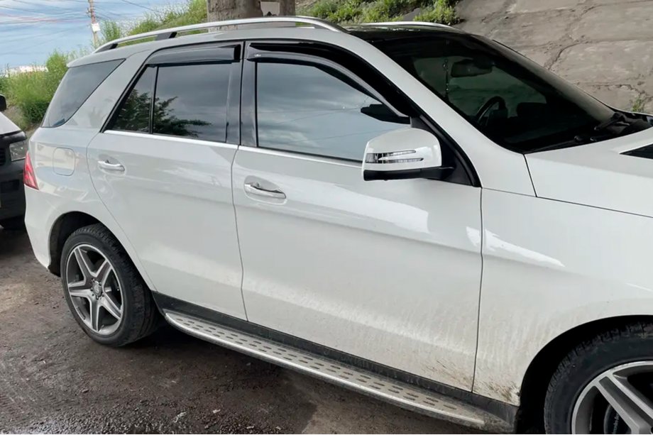 Mercedes GL/GLS-klasse X166 2012–2019 Raamdeflectoren (4 stuks, HIC) Image