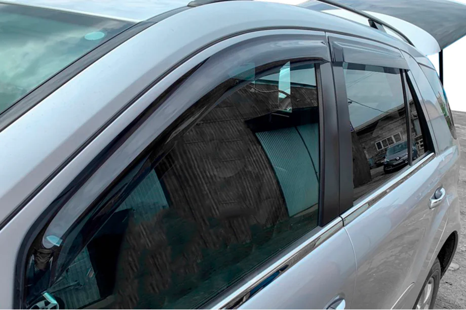 Mercedes ML W164 2005–2011 Raamdeflectoren (4 stuks, HIC) Foto 10