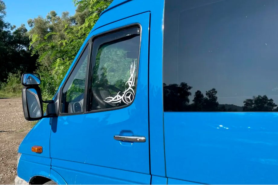 Mercedes Sprinter W901/902/903/904/905 1995–2006 Insteek raamwindschermen (2 st., HIC) Foto 3