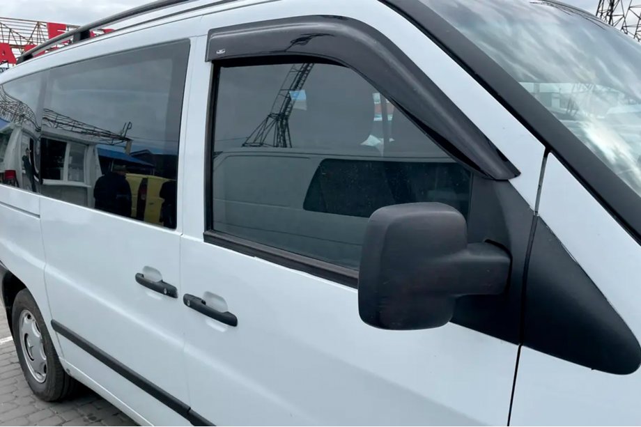 Mercedes Vito W638 1996–2003 Raamwindschermen (2 st., HIC) Image