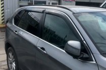 Nissan Qashqai 2014–2021 Raamdeflectors met chroomstrip (4 stuks, HIC) foto 9