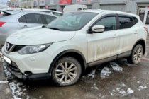 Nissan Qashqai 2014–2021 Raamdeflectors met chroomstrip (4 stuks, HIC) foto 4