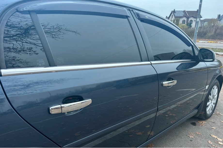 Opel Vectra C 2002–2008 Raamwindschermen SD (set 4 stuks, HIC) Image