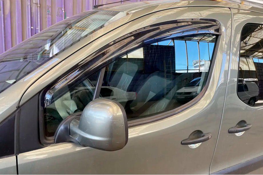 Peugeot Partner Tepee 2008–2018 Raamwindschermen (2 st., HIC) Image