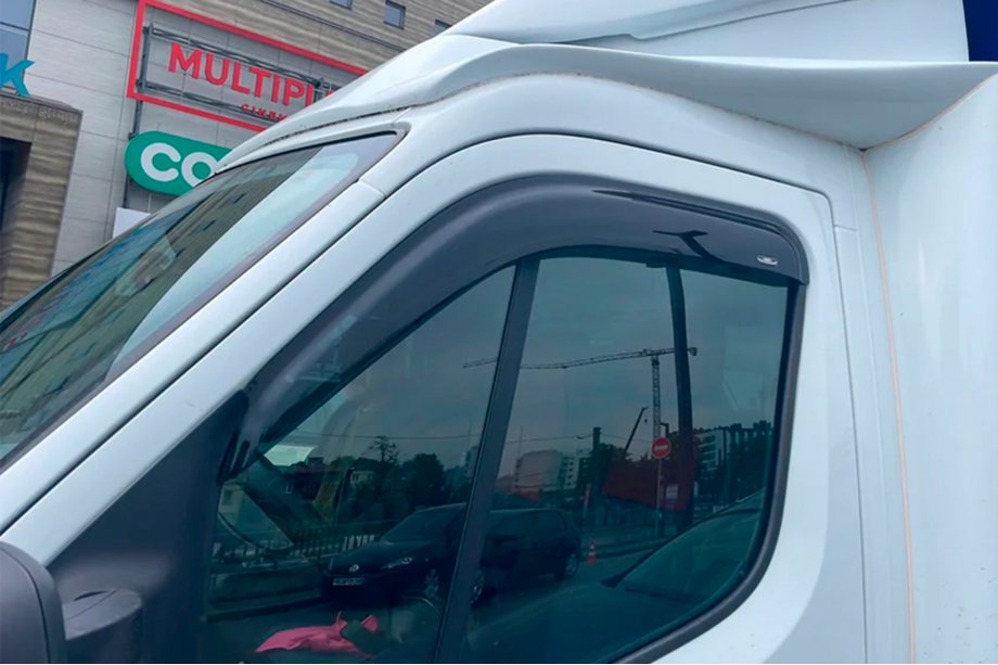 Renault Master 2011–2023 Raamwindschermen (2 st., HIC) Image