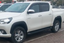 Toyota Hilux 2015– Raamdeflectoren (4 stuks, HIC) foto 1