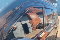Toyota Land Cruiser 200 2007–2021 Raamdeflectoren 8 cm (4 stuks, HIC) foto 10
