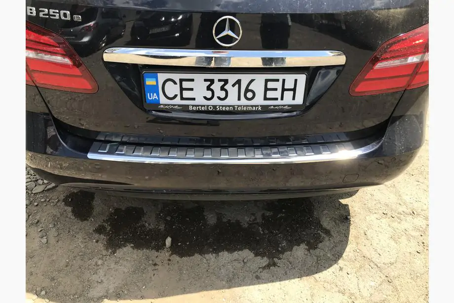 Mercedes B-klasse W246 2011–2018 RVS sierlijst voor achterbumper Carmos (RVS) Foto 7
