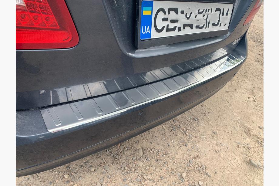 Mercedes E-klasse W212 2009–2016 Achterbumperlijst Carmos (SW, RVS) Foto 5