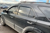 Kia Sorento I BL 2002–2009 Raamdeflectoren (4 stuks, HIC) foto 4