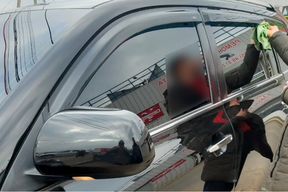 Toyota Highlander 2008–2013 Raamdeflectoren (4 stuks, HIC) Foto 9