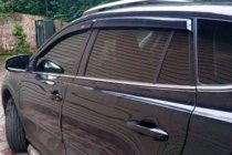 Toyota Rav 4 2013–2018 Extra brede raamwindschermen (4 stuks, HIC) foto 4