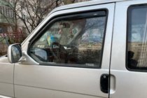 Volkswagen T4 Caravelle/Multivan 1990–2003 Insteek raamwindschermen (2 st., HIC) foto 1