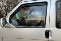 Volkswagen T4 Caravelle/Multivan 1990–2003 Insteek raamwindschermen (2 st., HIC) foto 2