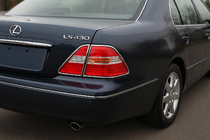 Lexus LS 2001–2006 Achterlicht afdekkappen (2 stuks, kunststof) foto 1