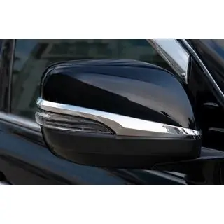 Spiegelkappen (TRD Sport-stijl) foto 1