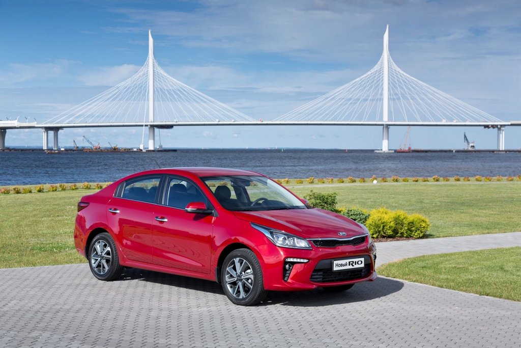 Review van de vierde generatie KIA Rio sedan