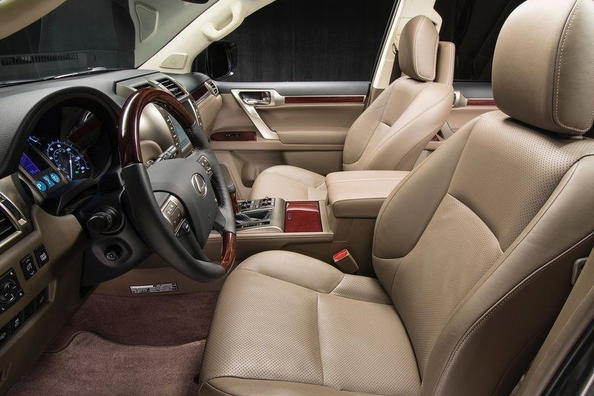 Review van de premium SUV Lexus GX460 Foto 5