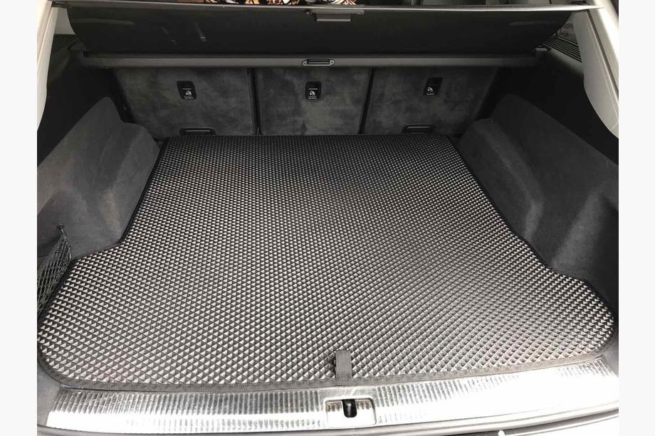Audi Q7 2015–2026 Kofferbakmat (EVA, zwart) Image