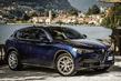 Review van de compacte crossover Alfa Romeo Stelvio foto 3
