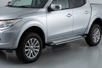 Mitsubishi L200 2006–2015 Zijsteps Rainbow (2 stuks, aluminium) foto 1