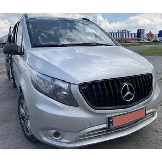 GT Panamericana Black voorgrille (2014-2023 voor Vito W447) foto 1