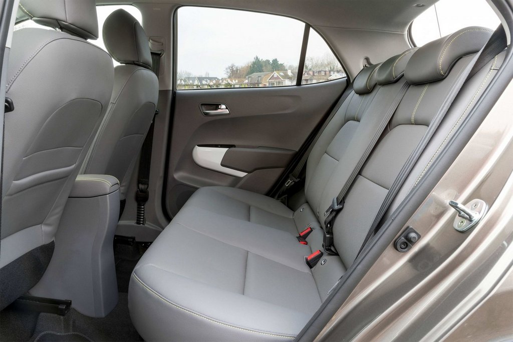 Crossovervariant van de Kia Picanto X-Line hatchback