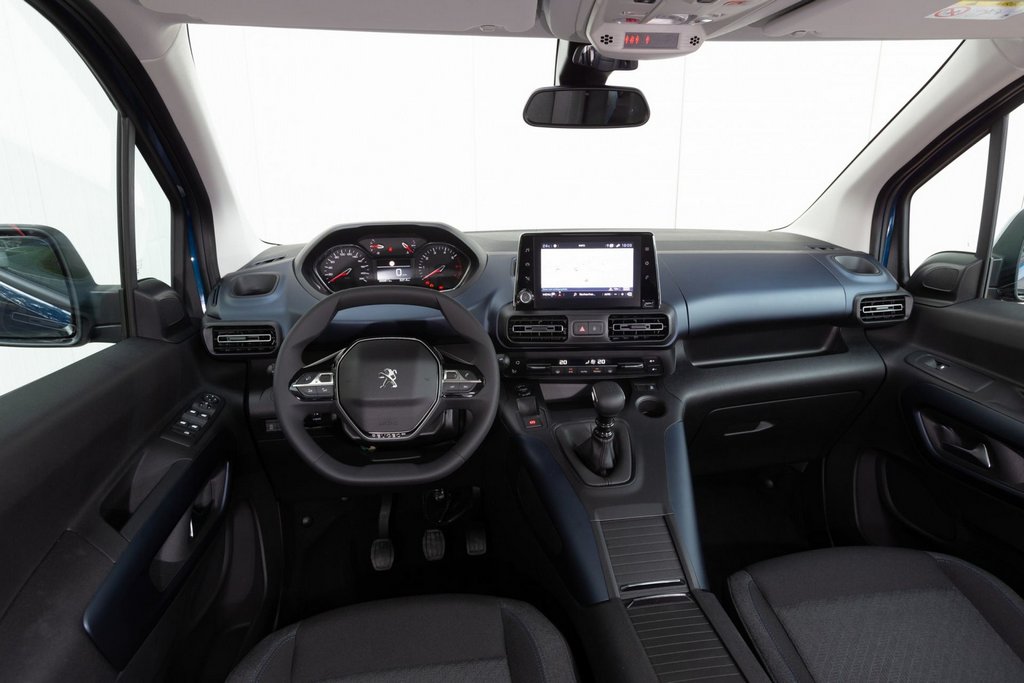 Review van de nieuwe compacte MPV Peugeot Rifter