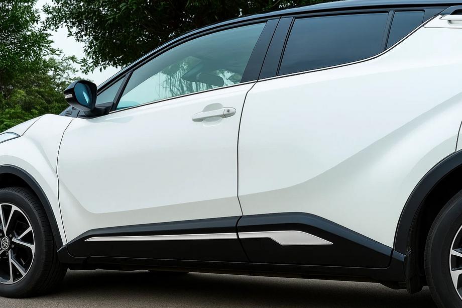 Toyota C-HR 2016–2023 OmsaLine deurstrips (4 st., RVS) Image