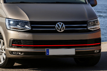 Volkswagen T6 2015–2024 Grillelijsten voor bumper 2015-2019 (3 stuks, rood) foto 6