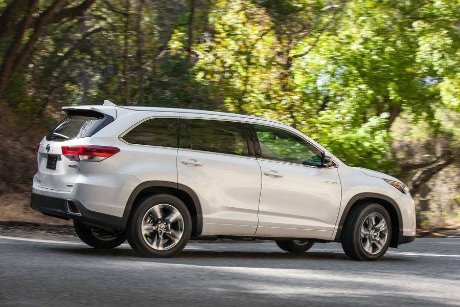 Review van de derde generatie Toyota Highlander crossover