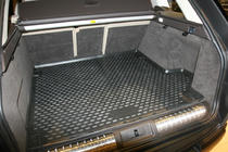 Range Rover Sport 2014–2022 Kofferbakmat (met railingen) (Novline) crossover foto 3
