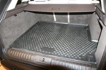 Range Rover Sport 2014–2022 Kofferbakmat (met railingen) (Novline) crossover foto 4
