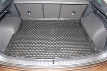 Volkswagen Tiguan 2016–2023 Kofferbakmat (Novline) voor crossover foto 2