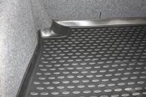 Volkswagen Polo 2010–2017 Rubberen kofferbakmat (Novline) SD foto 2