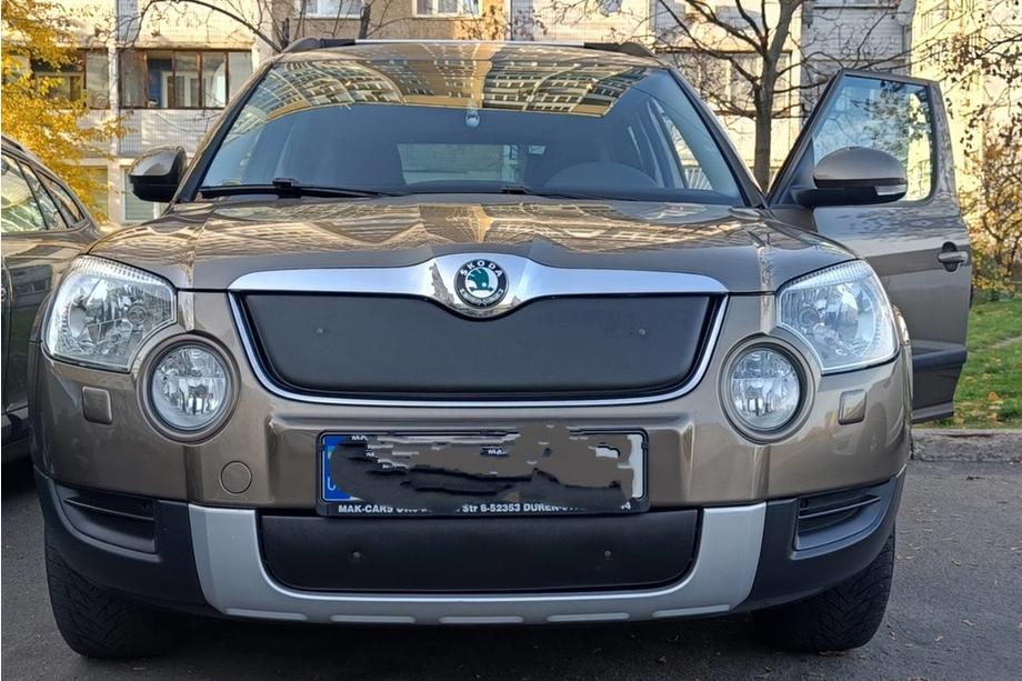 Skoda Yeti 2009–2017 Winterafdekking voor grille (onder, 2009-2013) Mat Foto 6