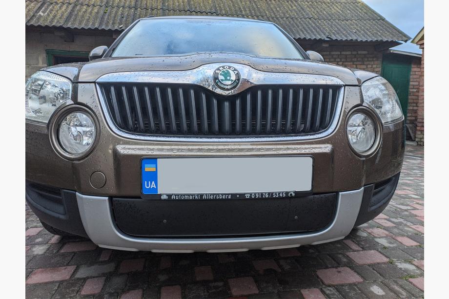 Skoda Yeti 2009–2017 Winterafdekking voor grille (onder, 2009-2013) Glanz Image