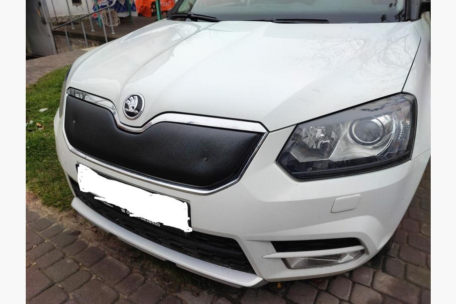 Skoda Yeti 2009–2017 Winterafdekking voor grille (bovenste, 2013+) Glanz Image