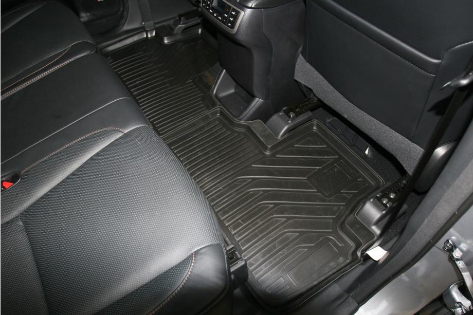 Toyota Highlander 2013–2019 3D rubber automatten voor het interieur (5 stuks, Novline) Foto 2