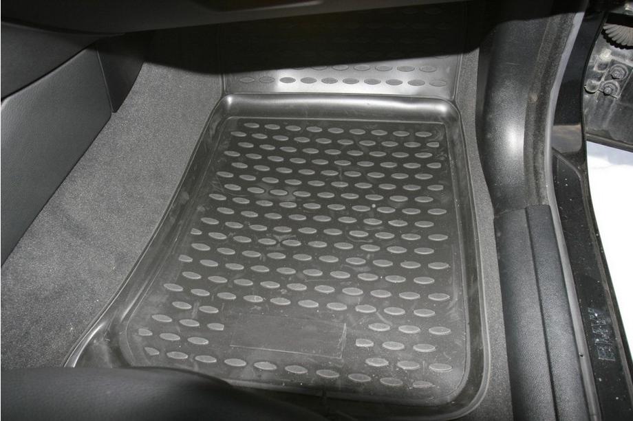 BMW 3-serie E90/E91 2005–2011 Rubberen vloermatten voor interieur (4 stuks, Novline, E91) Foto 4