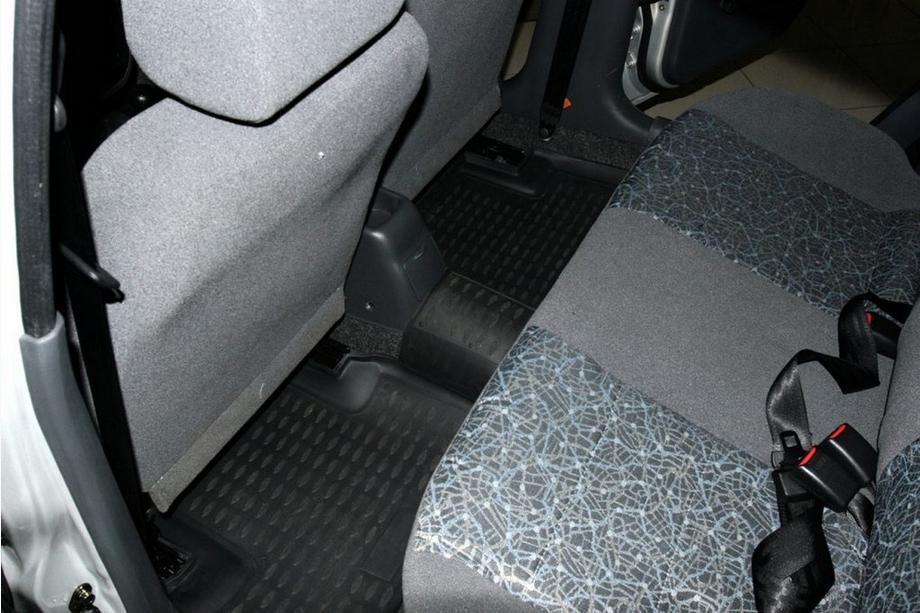 Chevrolet Lanos 1998–2017 Rubberen vloermattenset voor interieur (4 stuks, Novline) Foto 3