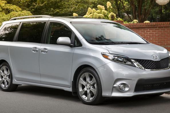 Review van de vernieuwde Toyota Sienna, een full-size minivan
