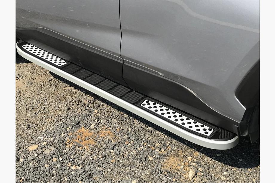 Toyota Rav 4 2019–2025 Tayga V2 side steps (2 stuks, aluminium) Foto 4