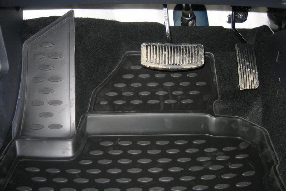 Hyundai I-30 2007–2011 Rubberen vloermattenset voor interieur (4 stuks, Novline) Foto 2
