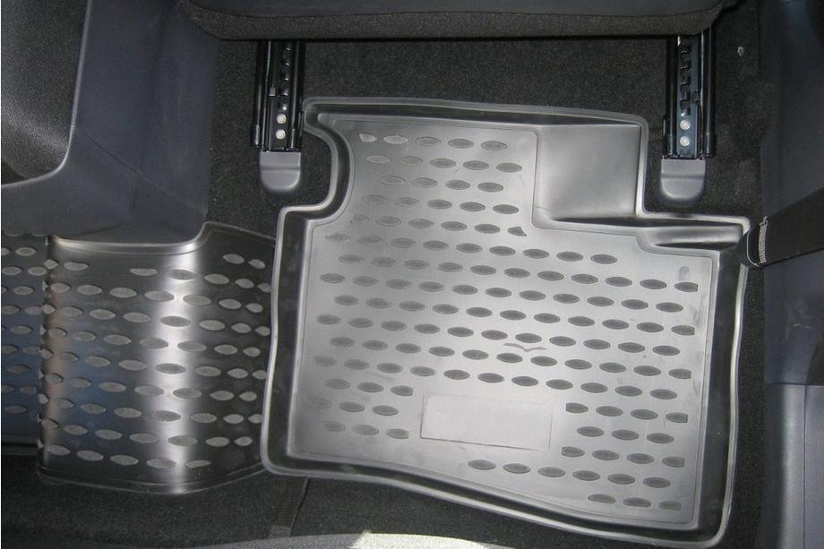 Hyundai I-30 2007–2011 Rubberen vloermattenset voor interieur (4 stuks, Novline) Foto 3