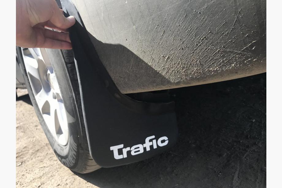Renault Trafic 2001–2015 Premium spatlapset (2 stuks, rubber) Foto 5