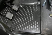 Land Rover Defender 1986–2016 Rubberen vloermatten voor interieur (2 stuks, Novline) 90/3D foto 2