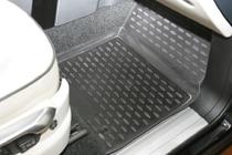 Range Rover III L322 2002–2012 Rubberen vloermatten voor het interieur (3 stuks, Novline) foto 3